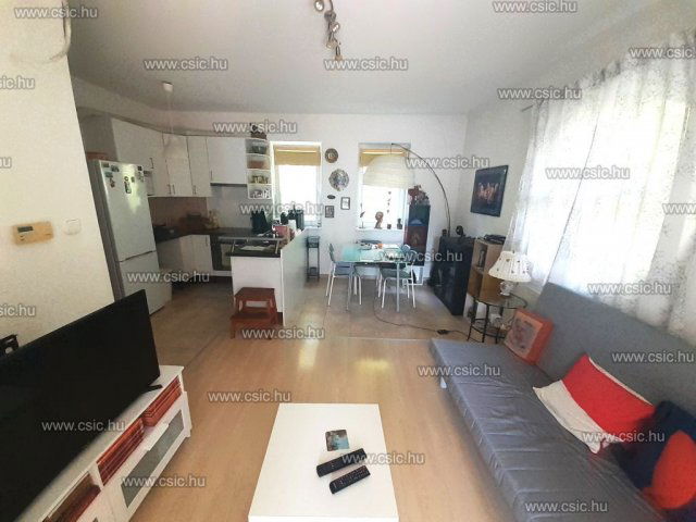 Eladó téglalakás, Budapesten, III. kerületben 89.9 M Ft