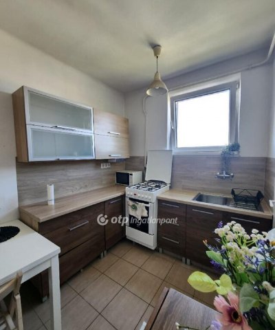 Eladó téglalakás, Budapesten, XVIII. kerületben 63 M Ft