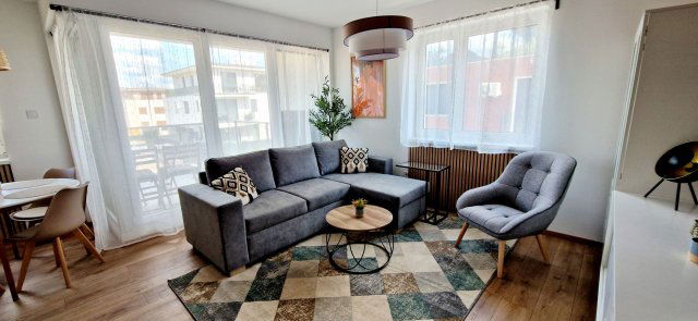 Kiadó téglalakás, albérlet, Debrecenben 430 E Ft / hó, 3 szobás