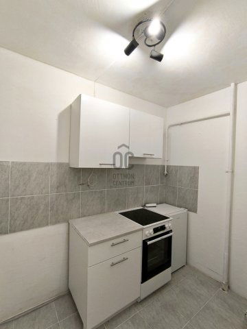 Eladó panellakás, Budapesten, III. kerületben 73.5 M Ft, 2 szobás