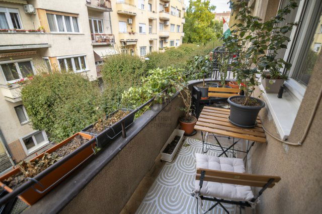 Eladó téglalakás, Budapesten, II. kerületben, Bajvívó utcában
