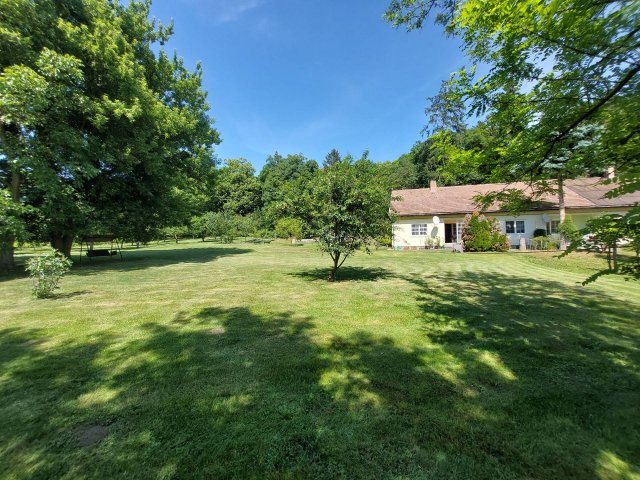 Eladó családi ház, Balatonbogláron 54.9 M Ft, 2 szobás