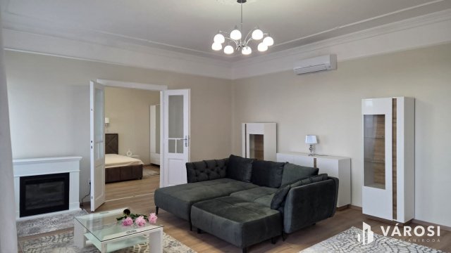 Kiadó téglalakás, albérlet, Debrecenben 648 E Ft / hó, 4 szobás