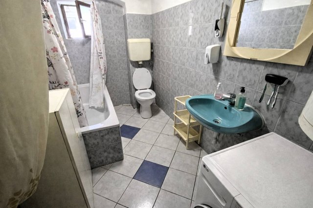 Eladó családi ház, Lánycsókon 35 M Ft, 3 szobás