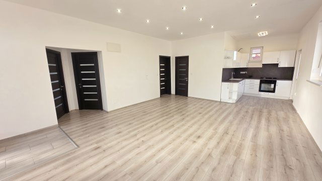 Eladó családi ház, Hajdúhadházon 49.9 M Ft, 4 szobás