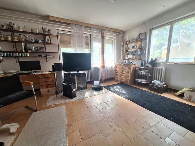 Eladó családi ház, Budapesten, XV. kerületben 110 M Ft, 6 szobás