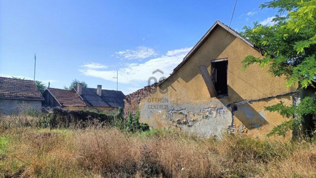 Eladó családi ház, Nagykőrösön 7 M Ft, 2 szobás