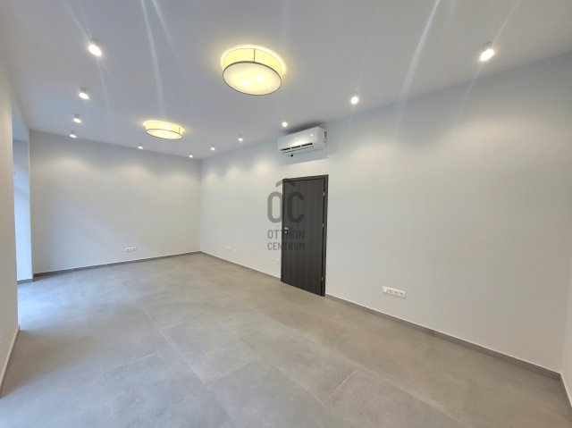 Kiadó ipari ingatlan, Szombathelyen 150 E Ft / hó