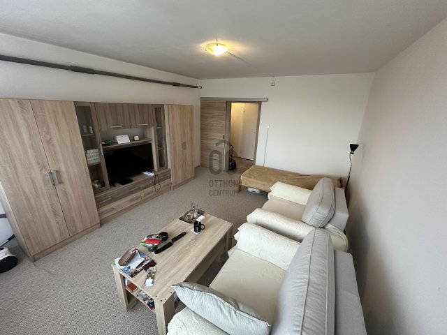 Eladó panellakás, Százhalombattán 59 M Ft, 2 szobás