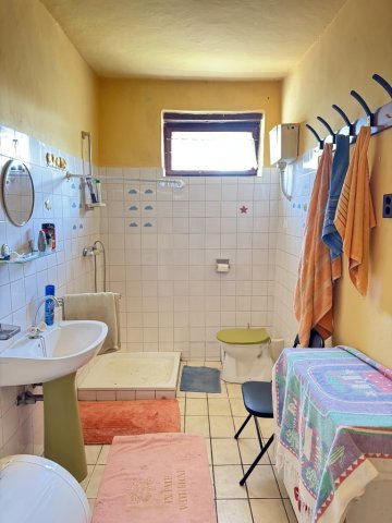 Eladó családi ház, Átányon 7.9 M Ft, 2 szobás