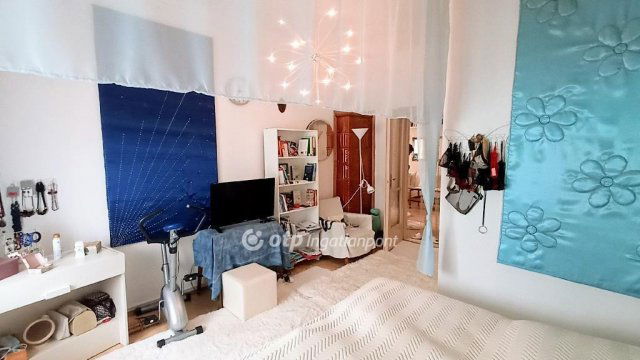 Eladó családi ház, Jászárokszálláson 126 M Ft, 5 szobás