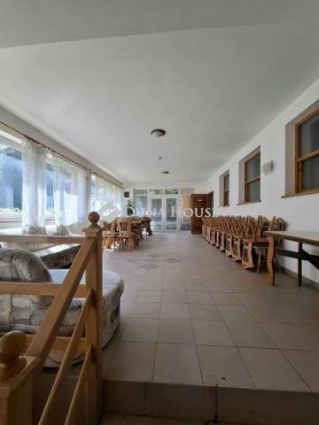 Eladó üzlethelyiség, Dömösön 199.99 M Ft, 12 szobás