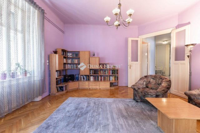 Eladó téglalakás, Budapesten, VIII. kerületben 90 M Ft, 3 szobás