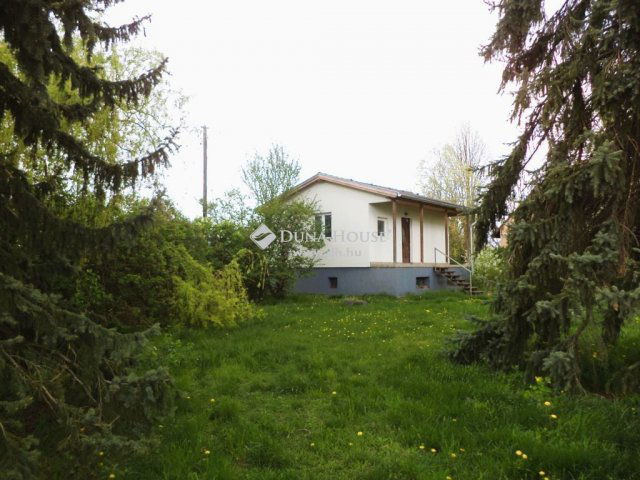 Eladó családi ház, Kápolnásnyéken 59.9 M Ft, 1+1 szobás