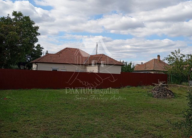 Eladó telek, Szolnokon 16.5 M Ft / költözzbe.hu