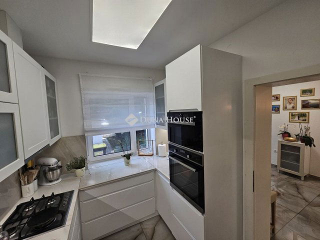 Eladó családi ház, Győrött 169 M Ft, 5 szobás