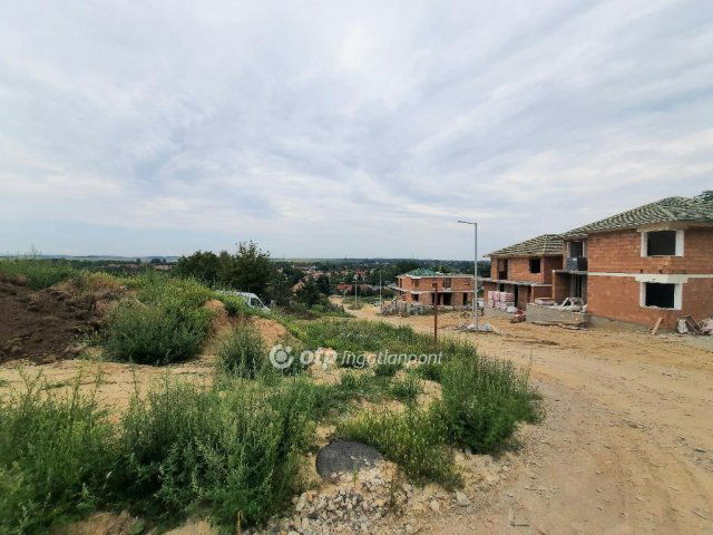 Eladó téglalakás, Mendén 72 M Ft, 5 szobás