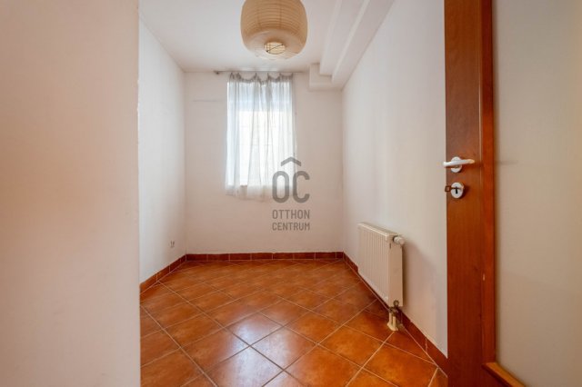 Eladó téglalakás, Budapesten, XVI. kerületben 115 M Ft, 4 szobás
