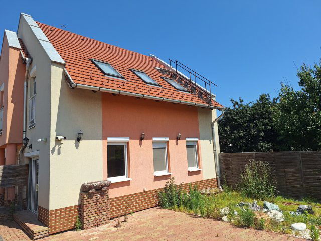Eladó családi ház, Makón 57 M Ft, 2+1 szobás