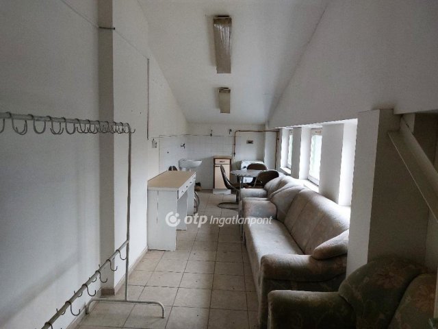 Eladó ipari ingatlan, Mohácson 99 M Ft / költözzbe.hu