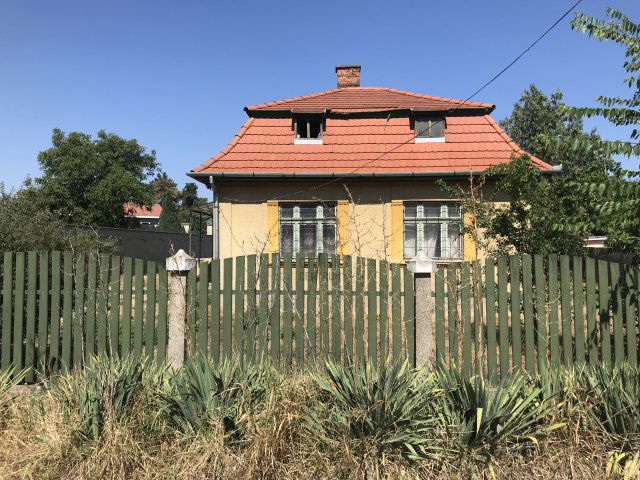 Eladó családi ház, Debrecenben 85 M Ft, 2 szobás