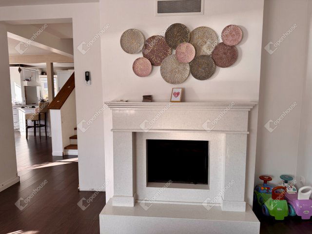 Eladó családi ház, Fertőrákoson 154.9 M Ft, 6 szobás