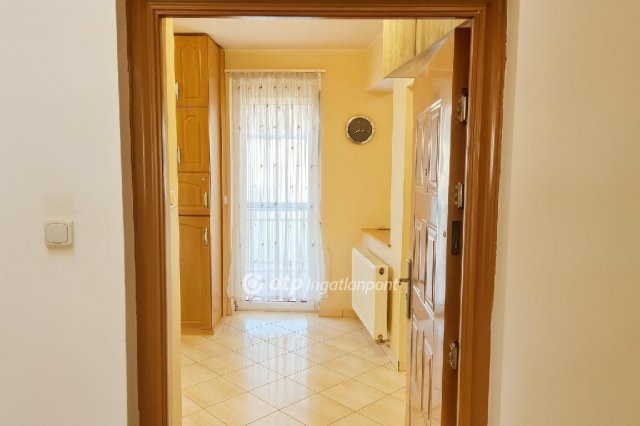 Eladó téglalakás, Dunaharasztin 64.9 M Ft, 2 szobás