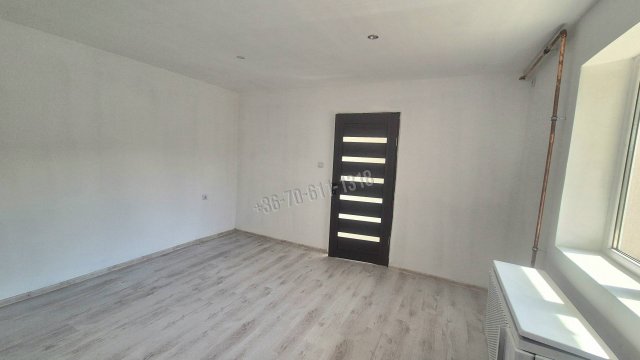 Eladó családi ház, Hajdúszováton 49.4 M Ft, 2+1 szobás