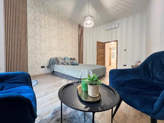 Eladó téglalakás, Budapesten, VI. kerületben 61 M Ft, 2 szobás