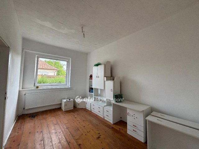 Eladó családi ház, Kisvárdán 29.9 M Ft, 2 szobás