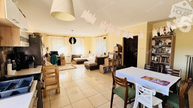 Eladó családi ház, Kecskeméten 64.9 M Ft, 3 szobás