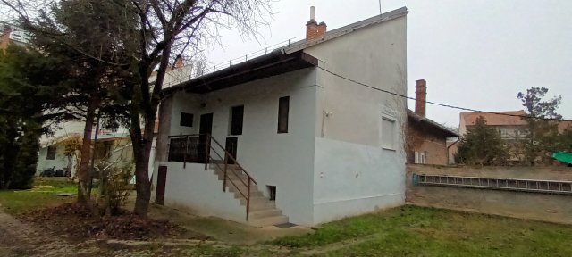 Eladó téglalakás, Szegeden 49.965 M Ft, 2 szobás