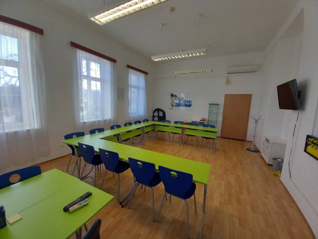 Kiadó iroda, Szolnokon 55 E Ft / hó, 1 szobás