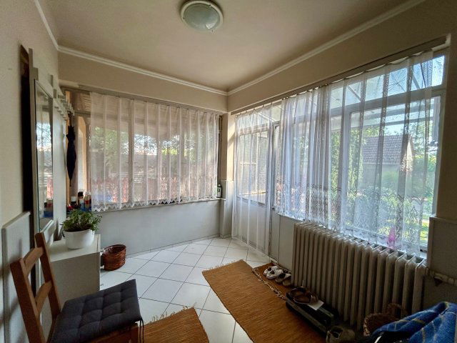 Eladó családi ház, Siklóson 57.5 M Ft, 6 szobás