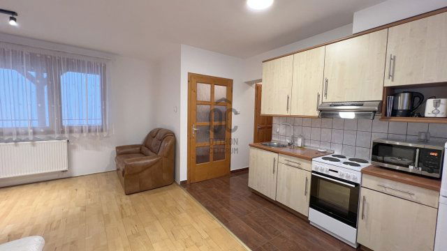 Kiadó téglalakás, albérlet, Szekszárdon 150 E Ft / hó