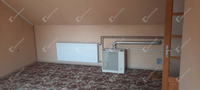 Eladó családi ház, Hódmezővásárhelyen 32 M Ft, 2 szobás