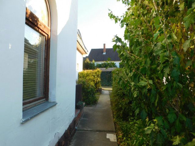 Eladó családi ház, Balatonlelleén 84.9 M Ft, 18+1 szobás