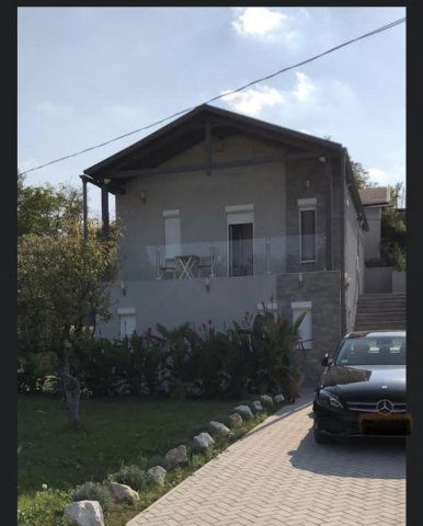 Kiadó nyaraló, Adonyban 400 E Ft / hó, 4 szobás