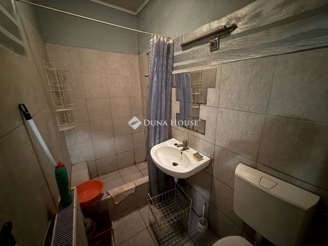 Eladó téglalakás, Budapesten, XXI. kerületben 34.9 M Ft