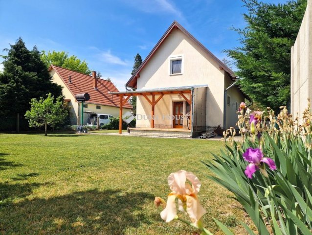 Eladó családi ház, Balatonkeresztúron, Kaposvári utcában