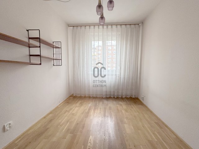 Eladó panellakás, Budapesten, XV. kerületben 68.5 M Ft, 3 szobás