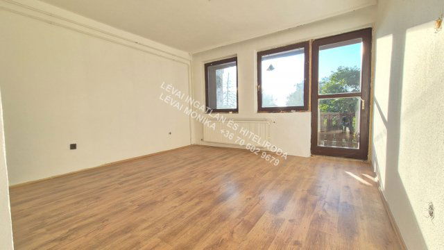 Eladó téglalakás, Békéscsabán 43 M Ft, 5 szobás