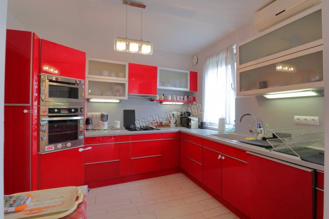 Eladó téglalakás, Szegeden, Teleki utcában 129.9 M Ft, 3 szobás