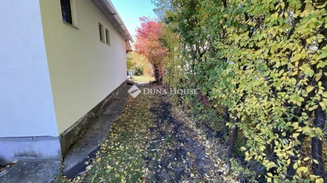 Eladó családi ház, Békésszentandráson 56 M Ft, 4 szobás