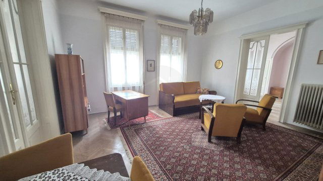 Eladó családi ház, Baján 72.9 M Ft, 3 szobás