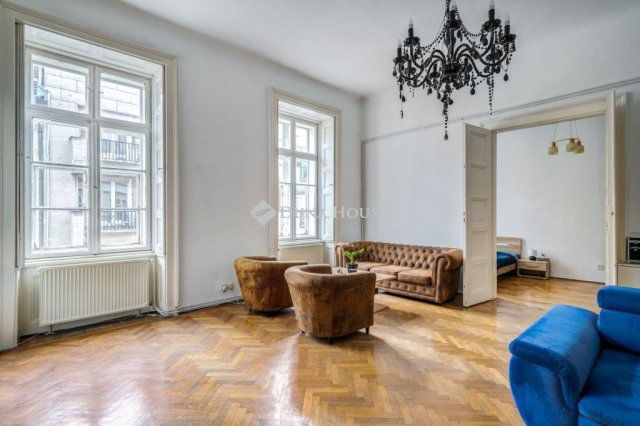 Eladó téglalakás, Budapesten, V. kerületben 189 M Ft, 2 szobás