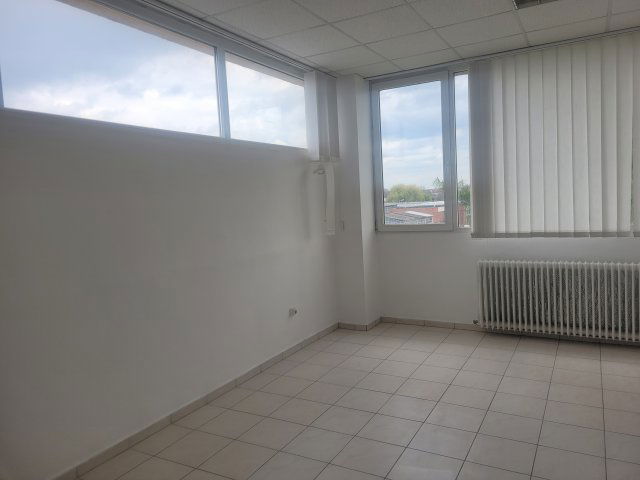 Kiadó iroda, Győrött 87 E Ft / hó, 1 szobás