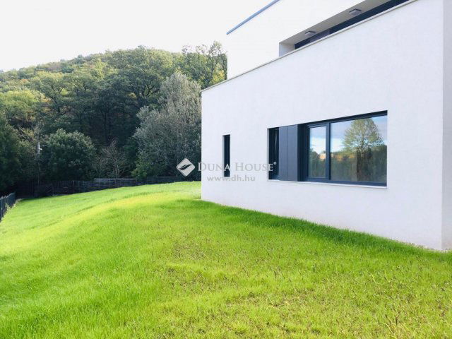 Eladó téglalakás, Budapesten, II. kerületben 281 M Ft, 4 szobás