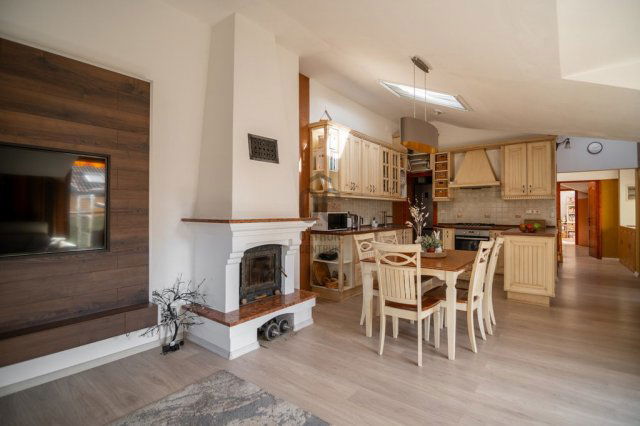 Eladó téglalakás, Budapesten, III. kerületben 149.99 M Ft