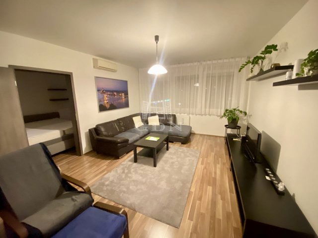 Eladó panellakás, Budapesten, XIII. kerületben 106 M Ft, 3 szobás